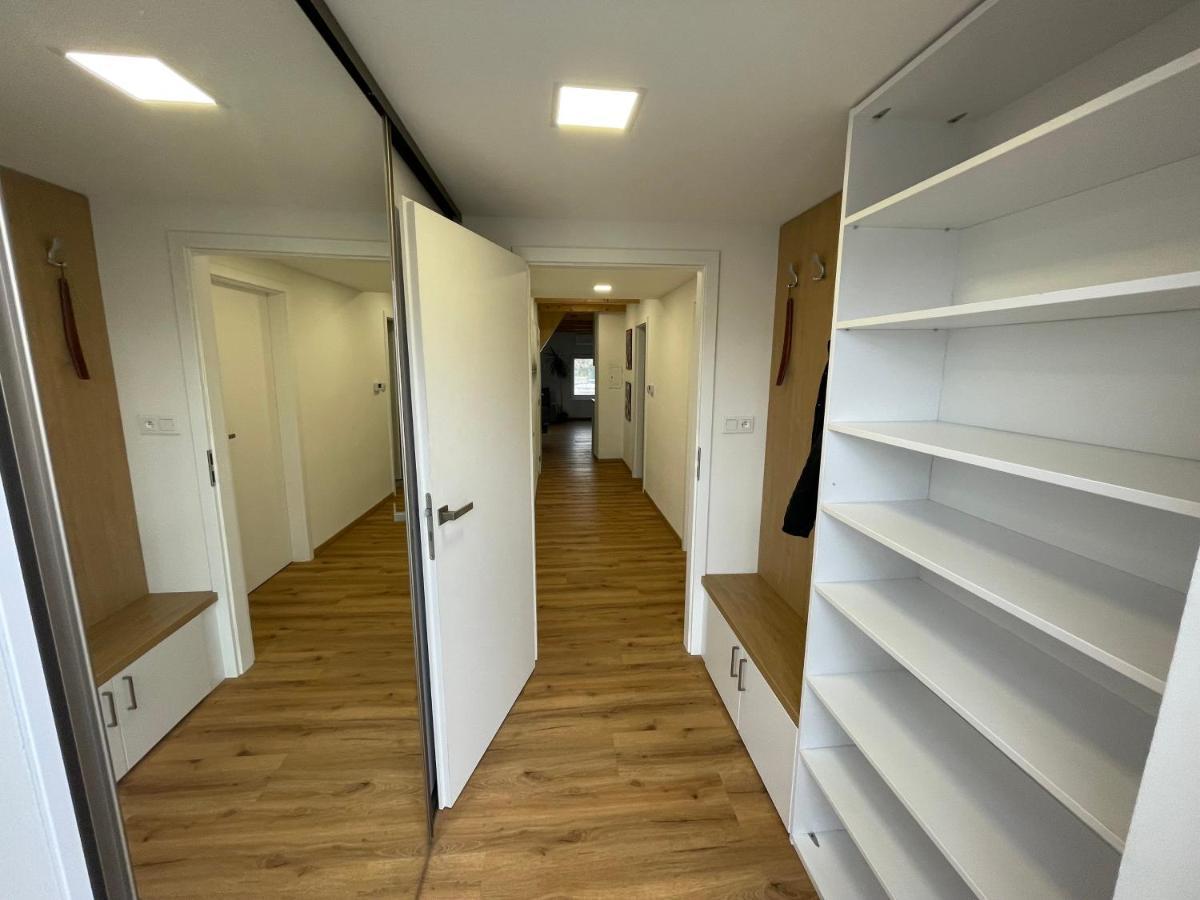 Apartman Svetla Pardubice Exterior foto